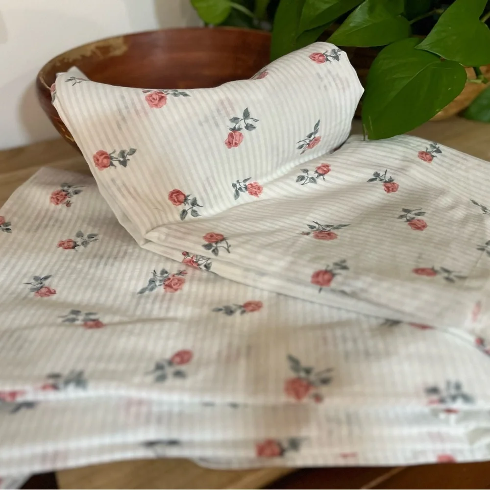 2 Vintage Shabby Chic Flat Sheets